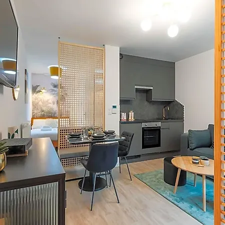 Apartamento Serene Break With Terrace On The Outskirts Of *